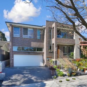 Custom home exterior Kings Langley NSW – Ozzie Dream Homes builder